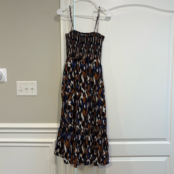 NWT Evereve Tessa Dress Blue/Brown Print. Size: Medium. - Picture 5 of 15